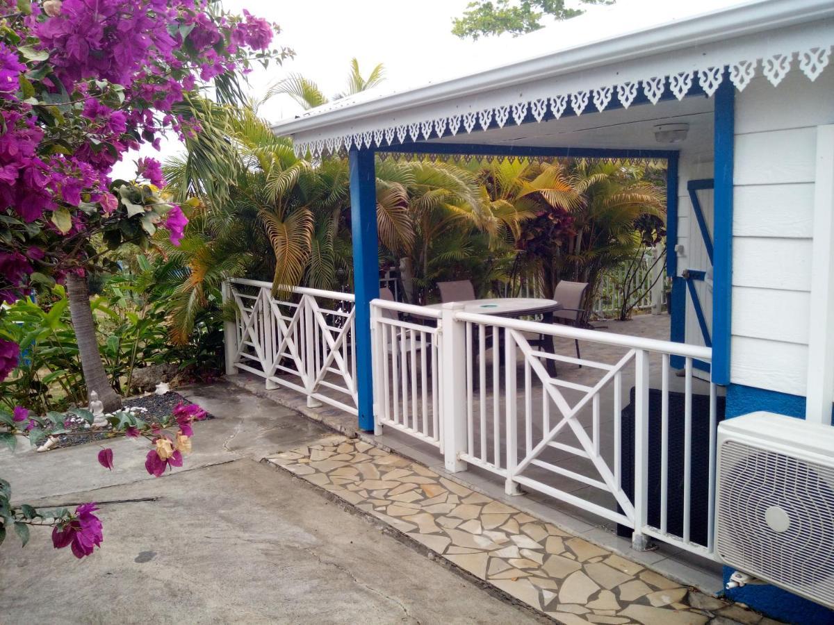 Le Moulin De La Baie Piscine Vue Mer Le Moule Luaran gambar